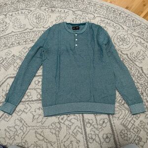 Bonobos long sleeve men’s sweater gently worn size small blue (slim fit)